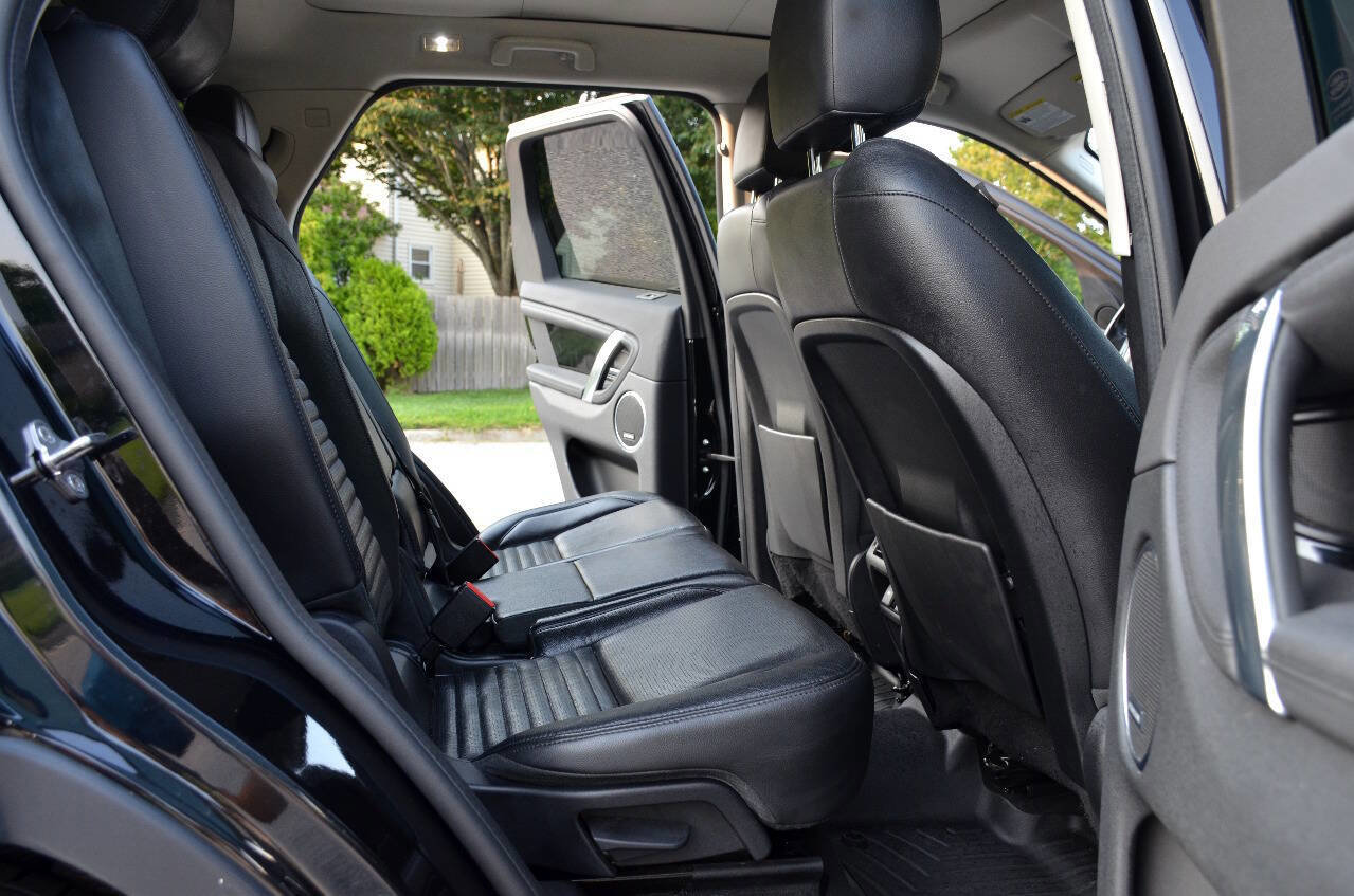 Used 2020 Land Rover Discovery Sport S image 9