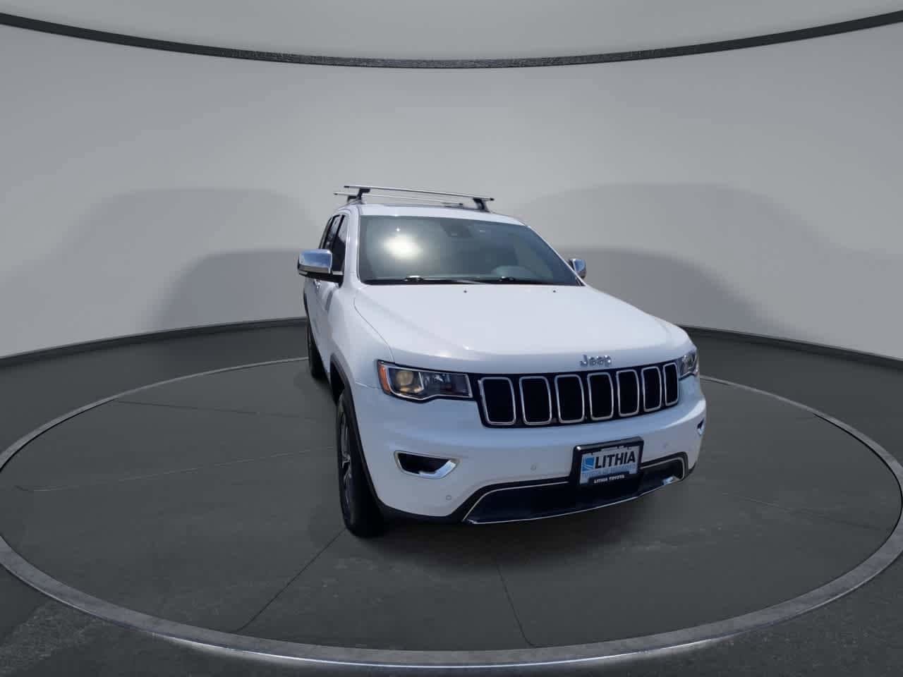 Used 2022 Jeep Grand Cherokee Limited w/ Trailer Tow Group IV AWD/4WD image 2