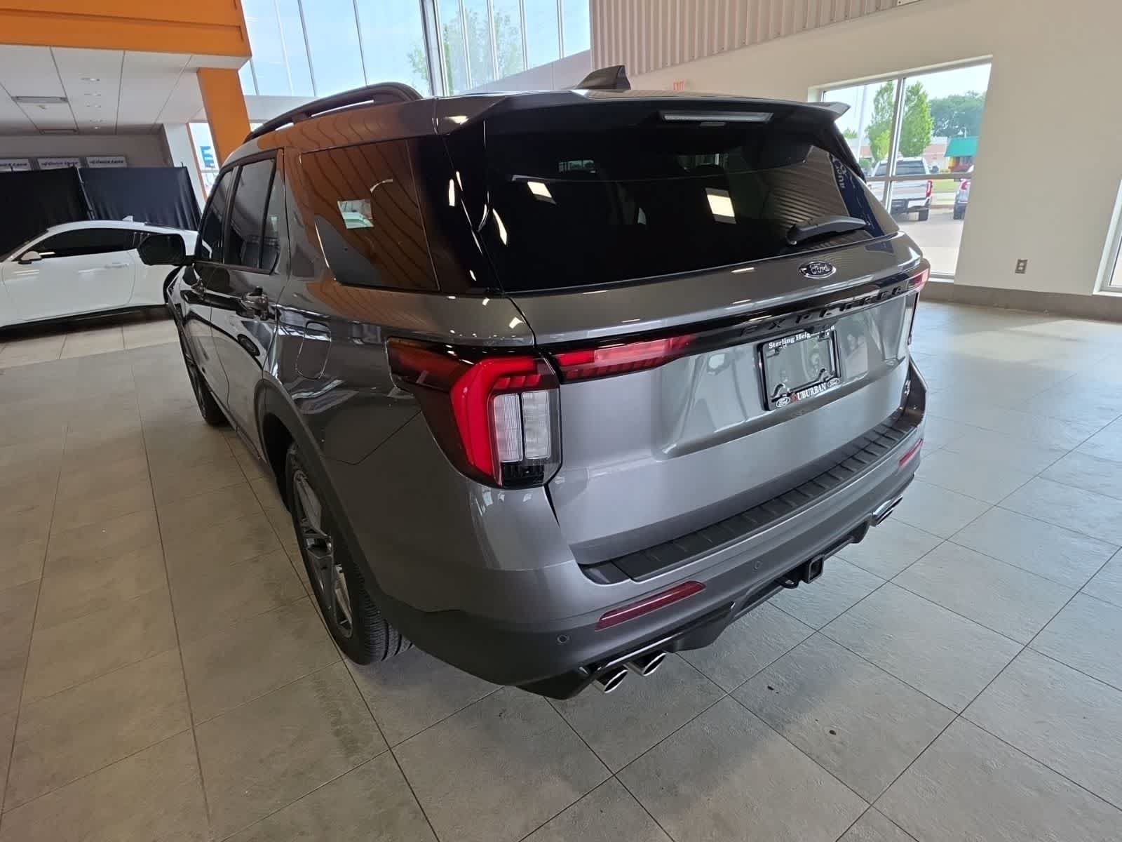 Used 2026 Ford Explorer ST w/ Sun And Sound Package AWD/4WD image 12
