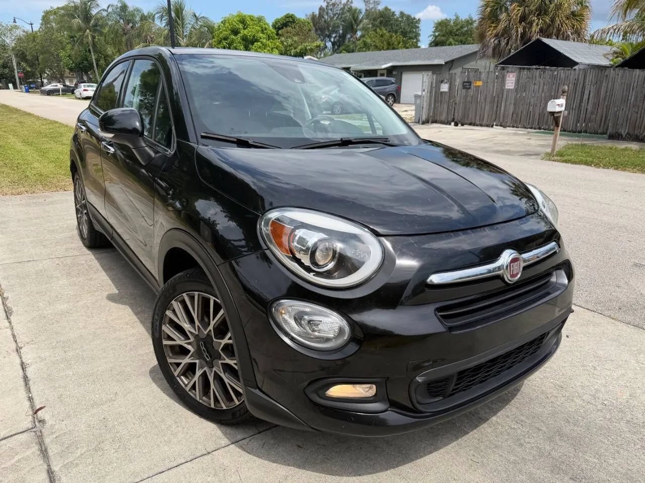 Used 2017 FIAT 500X Lounge w/ Lounge Premium Package (FWD) image 8