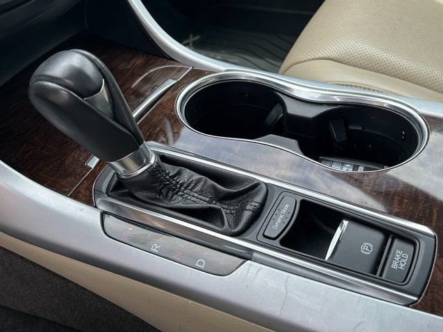 Used 2019 Acura TLX w/ Technology Package FWD image 17