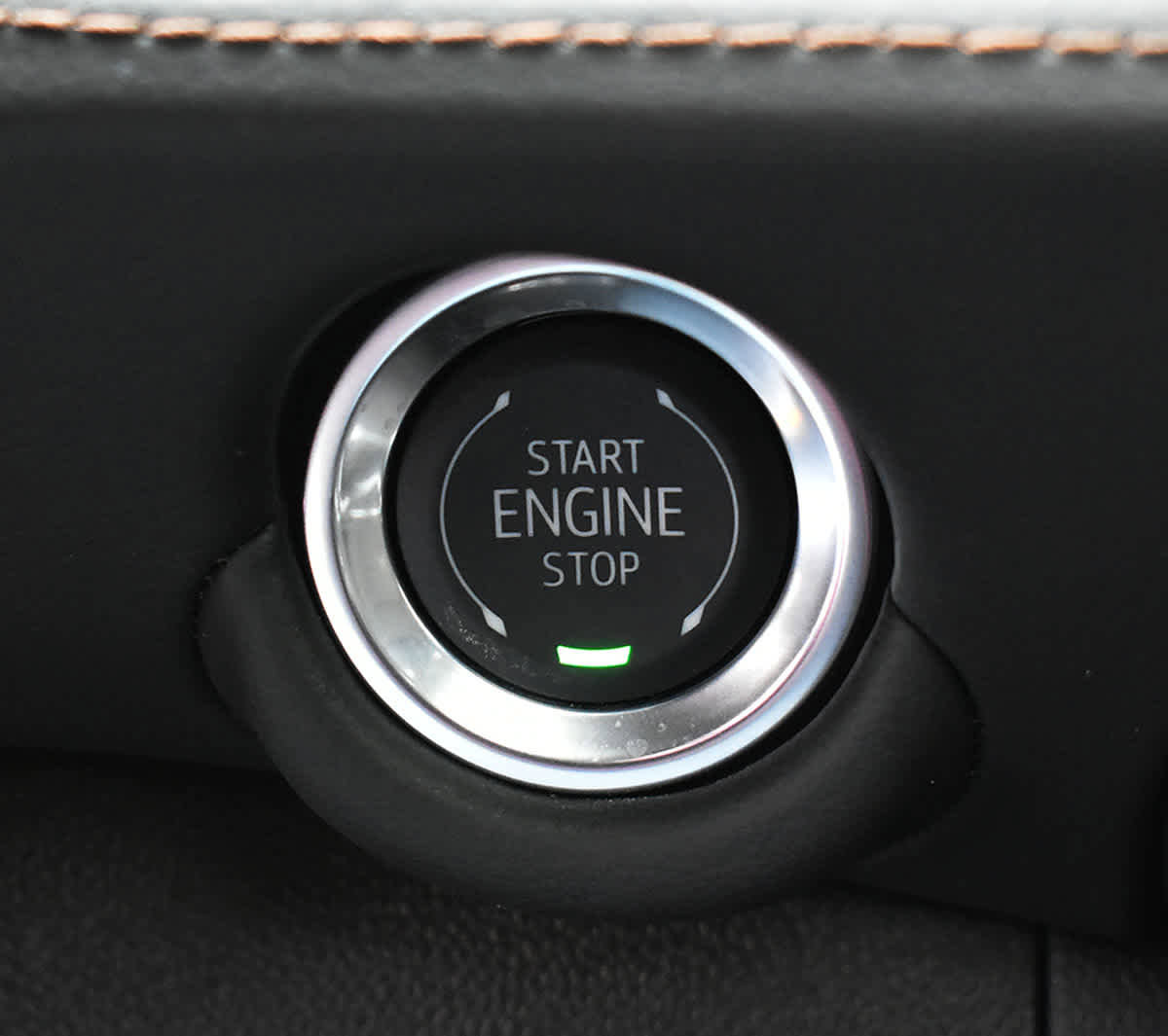 New 2026 Chevrolet Suburban Premier image 17