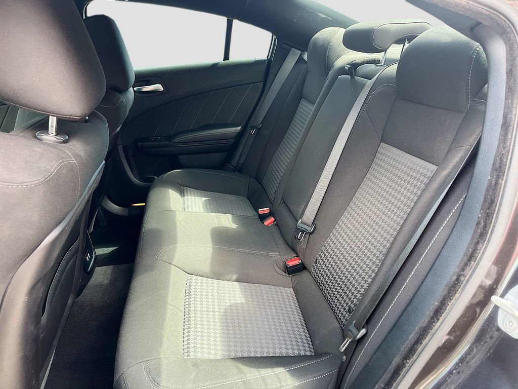 Used 2022 Dodge Charger R/T w/ Blacktop Package RWD image 23