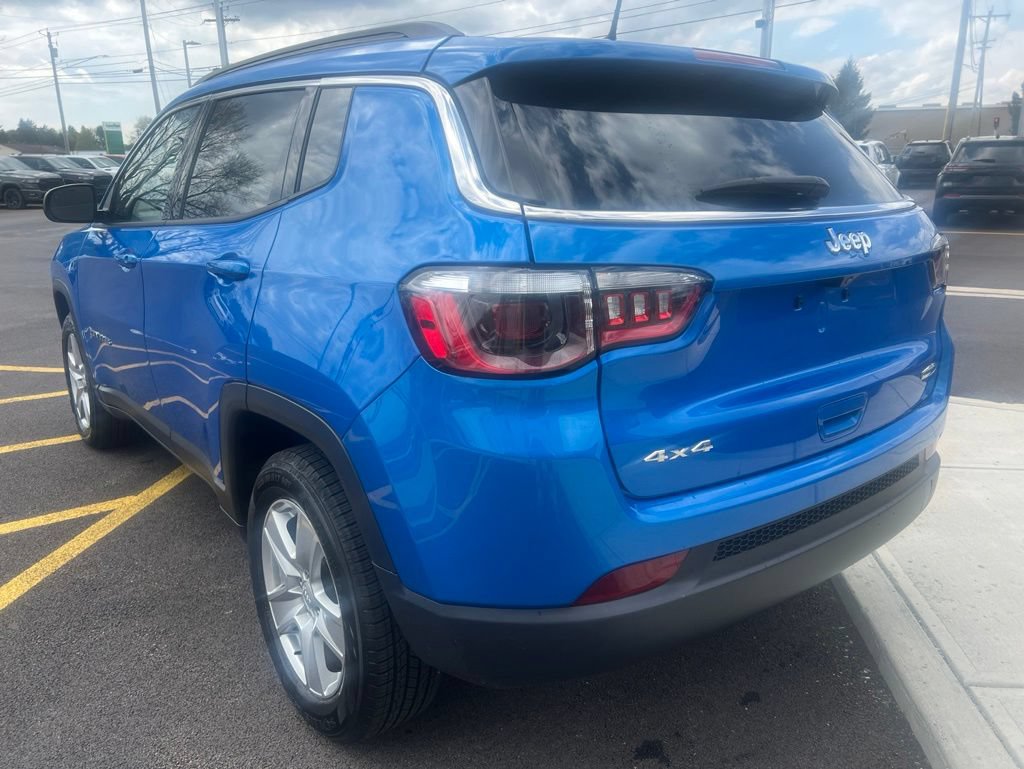 Used 2022 Jeep Compass Latitude w/ Convenience Group AWD/4WD image 6