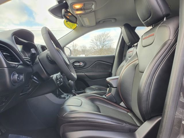 Certified 2022 Jeep Cherokee Trailhawk image 4