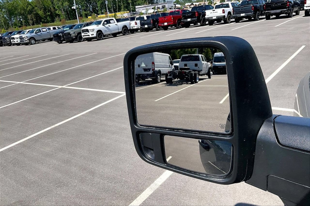 New 2026 RAM 2500 Big Horn AWD/4WD image 26