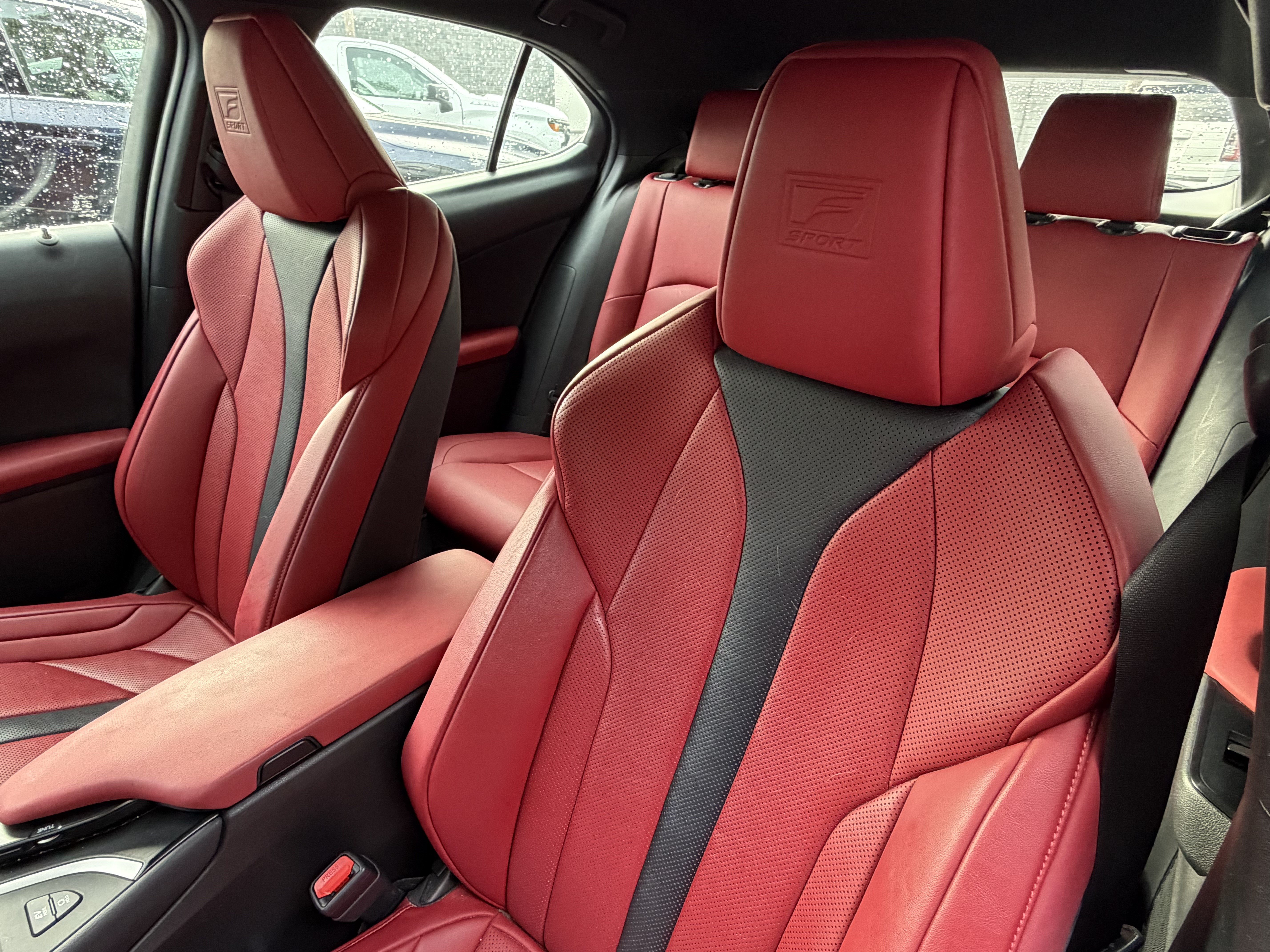 Used 2019 Lexus UX 250h F Sport w/ F Sport Premium Package AWD/4WD image 18