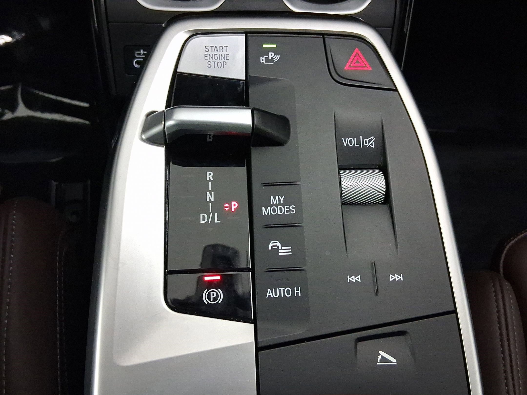 Used 2025 BMW X1 xDrive28i image 15