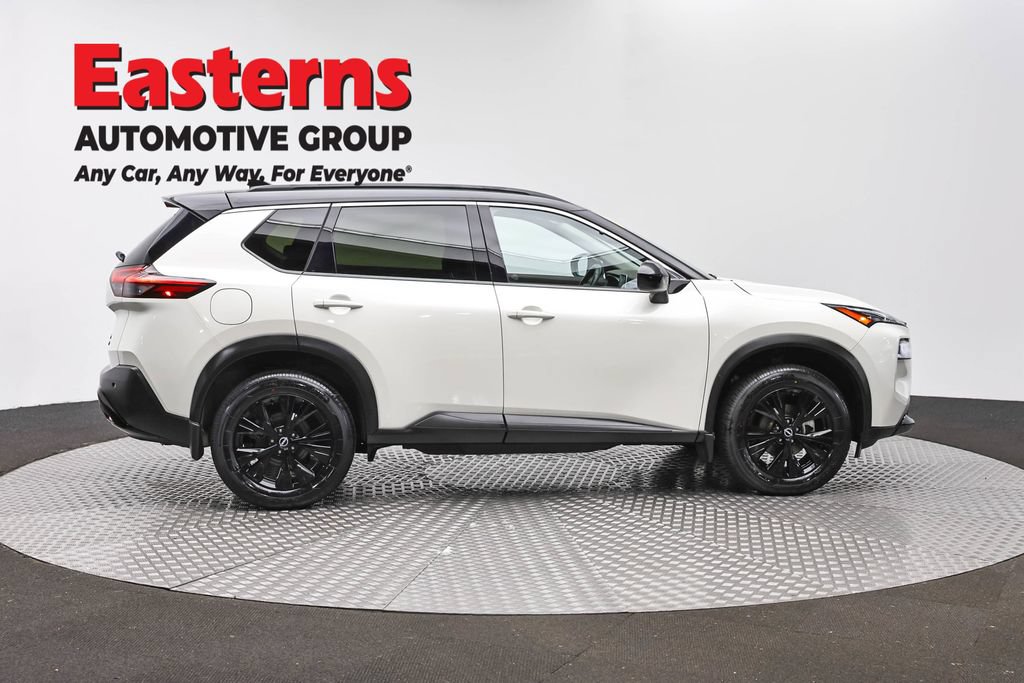 Used 2023 Nissan Rogue SV w/ SV Premium B Package AWD/4WD image 6
