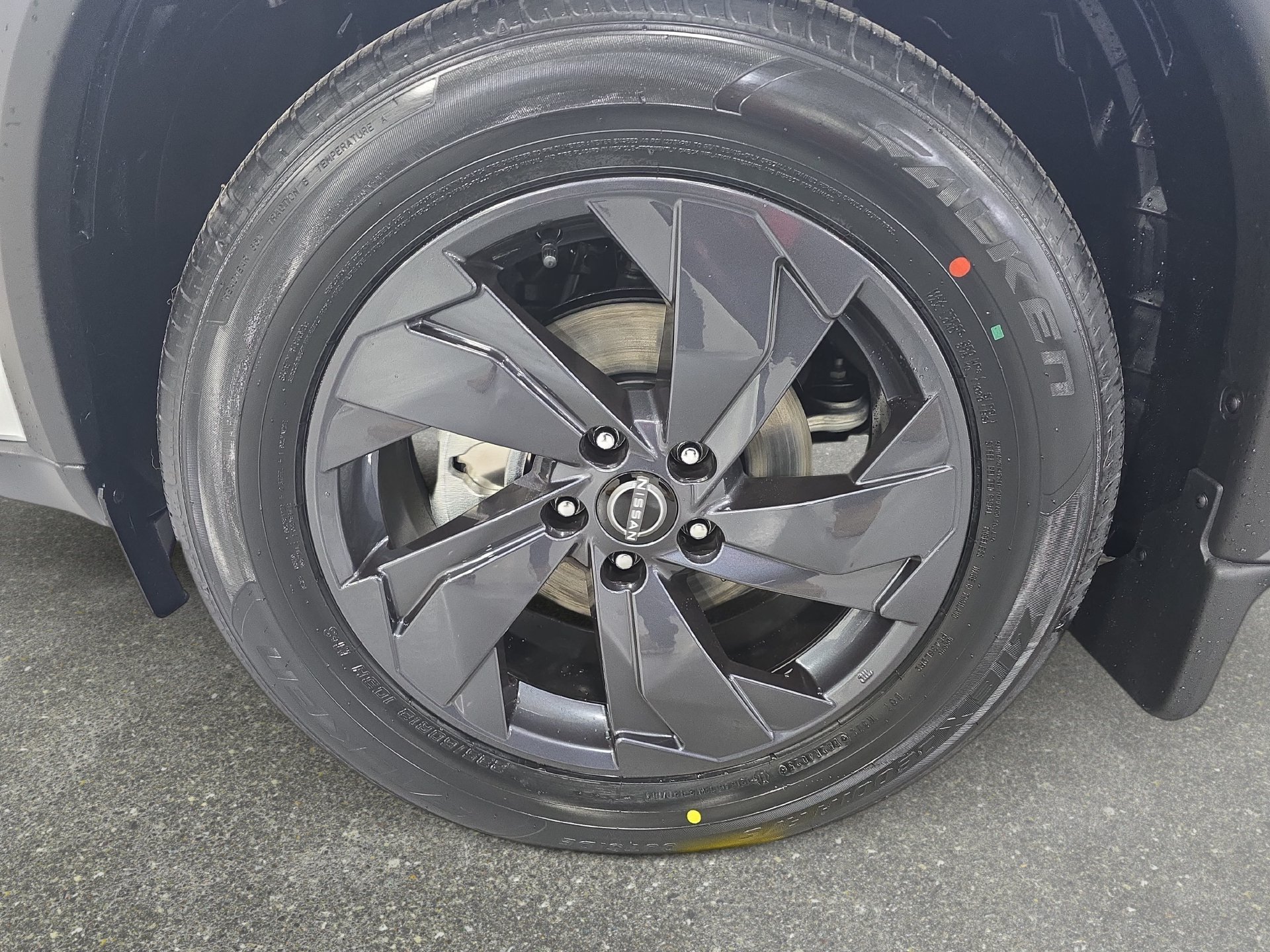 New 2026 Nissan Rogue SV w/ Cold Weather Package FWD image 30