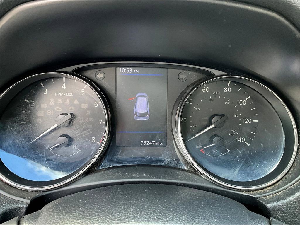 Used 2018 Nissan Rogue SV image 18