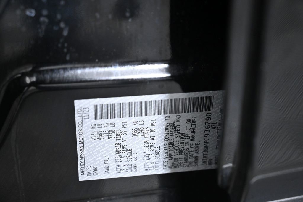 Certified 2023 Nissan Rogue SV image 34