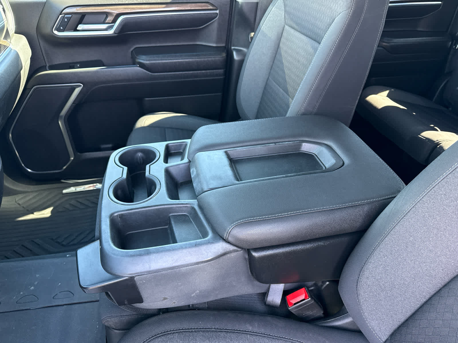 Certified 2022 Chevrolet Silverado 1500 LT AWD/4WD image 20
