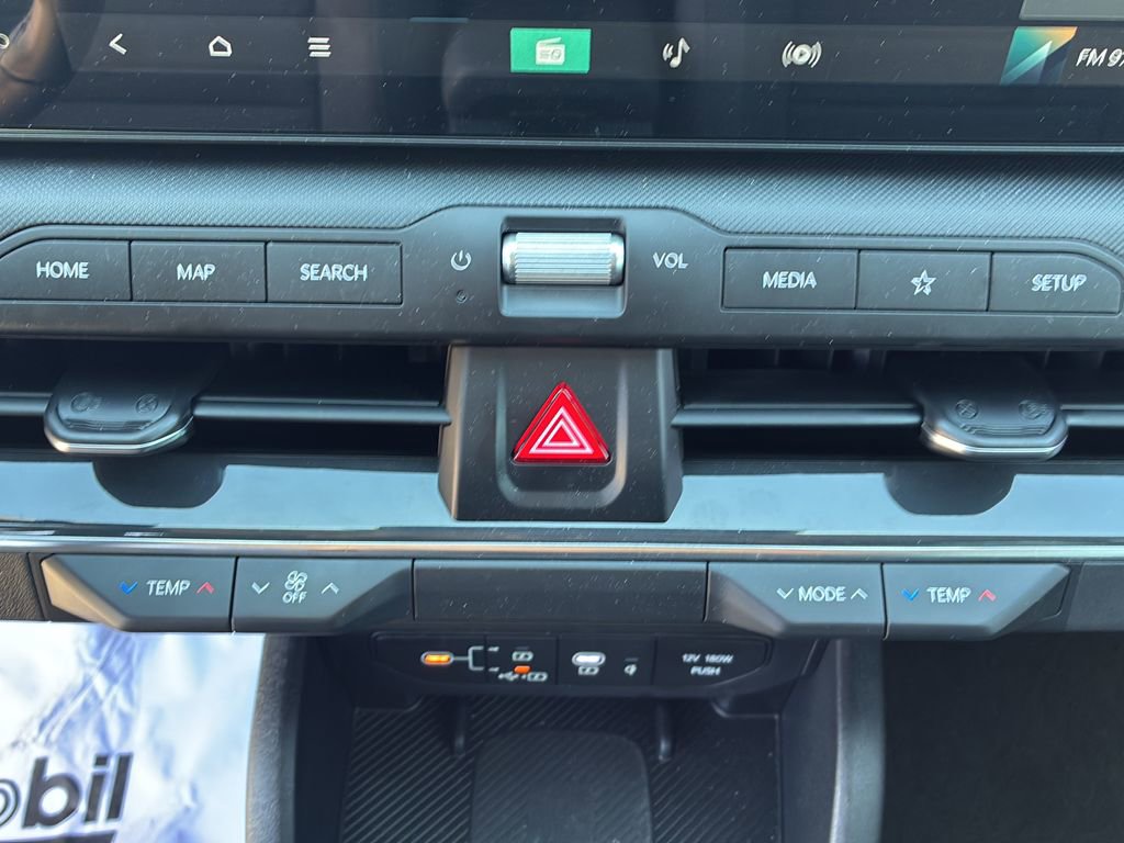 Certified 2025 Kia K4 EX image 31