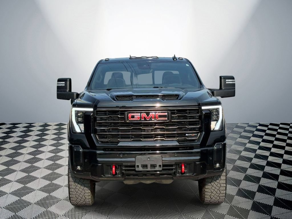 Used 2025 GMC Sierra 2500 AT4X AWD/4WD image 2