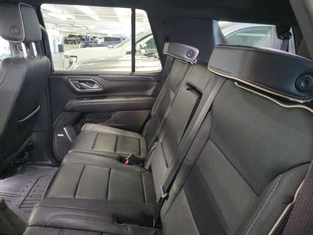 Used 2024 GMC Yukon SLT RWD image 15