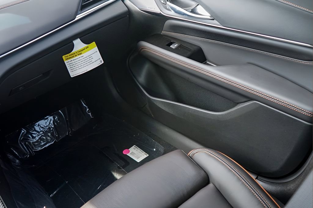 New 2026 Cadillac CT4 V RWD image 25