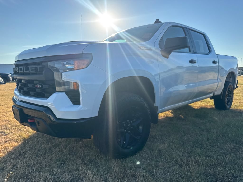 Used 2025 Chevrolet Silverado 1500 Custom Trail Boss AWD/4WD video 1