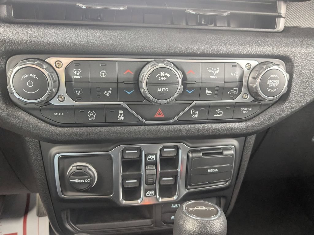 New 2026 Jeep Gladiator Sport AWD/4WD image 22