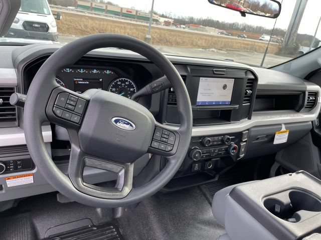 New 2026 Ford F250 XL w/ XL Chrome Package image 29