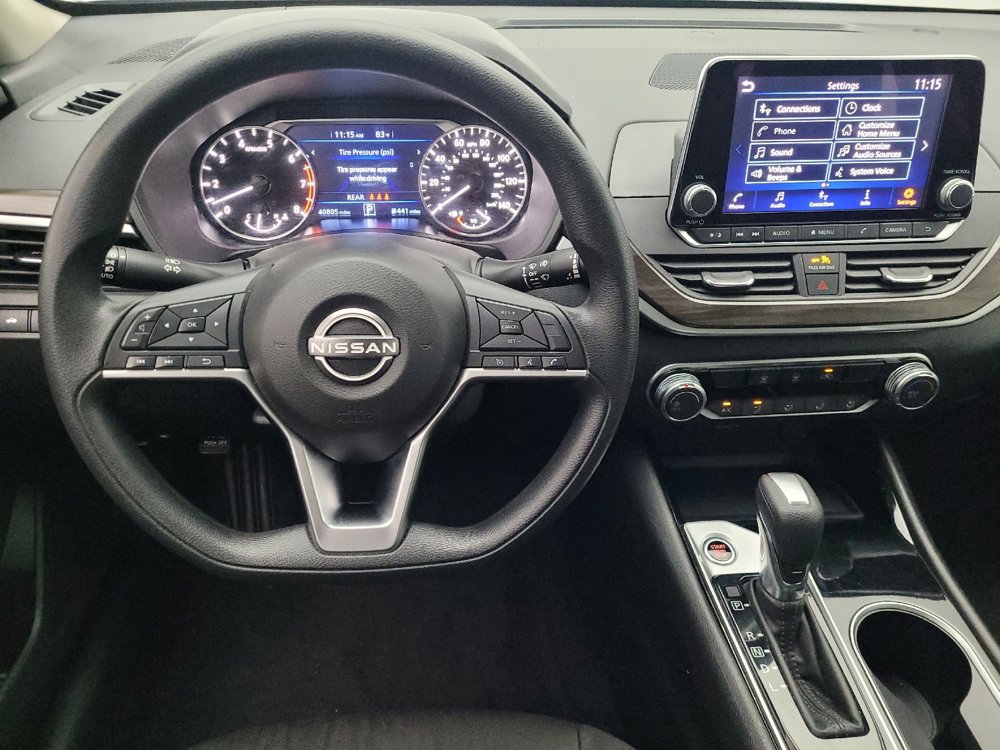 Used 2024 Nissan Altima 2.5 SV image 22