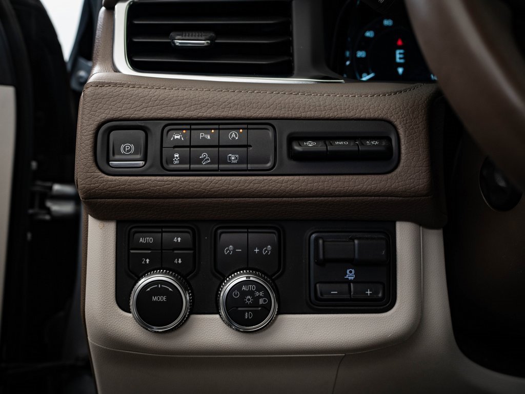 Used 2023 GMC Yukon Denali w/ Max Trailering Package image 47