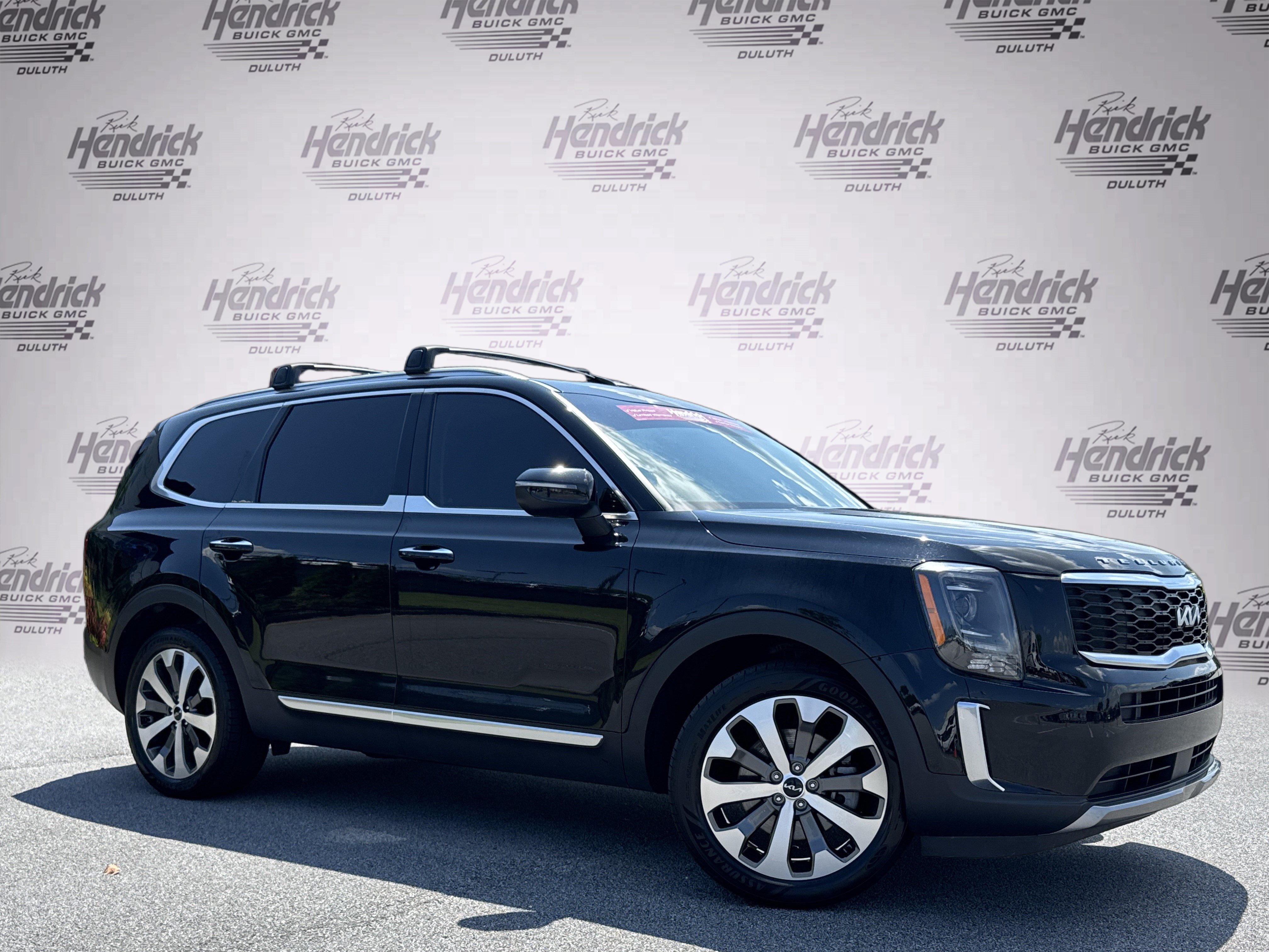 Used 2022 Kia Telluride S FWD image 2