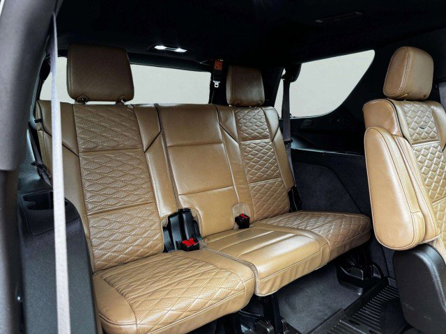 Used 2021 Cadillac Escalade Premium Luxury image 49