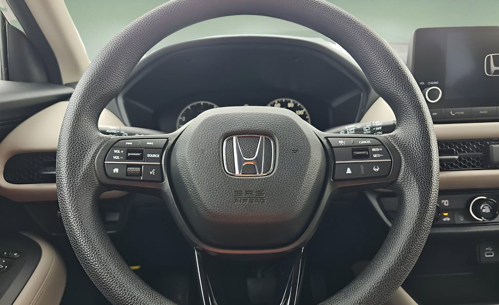 Used 2025 Honda HR-V LX image 8