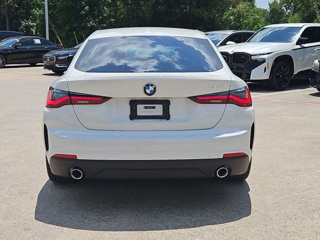 Used 2025 BMW 430i w/ Premium Package RWD image 7