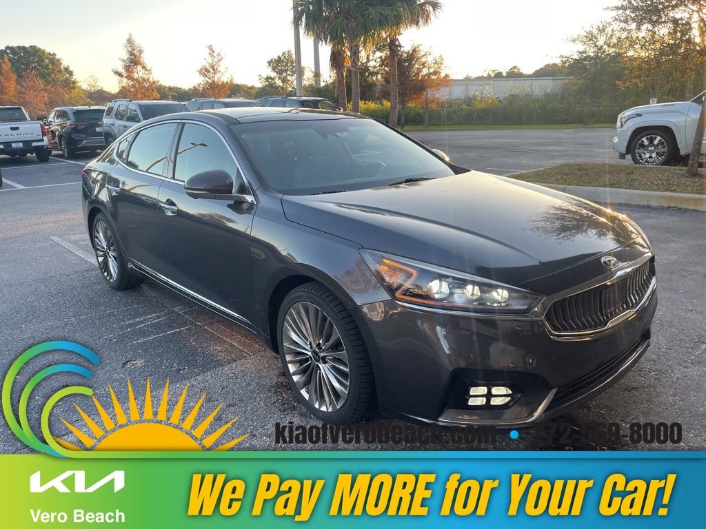 Used 2017 Kia Cadenza Limited