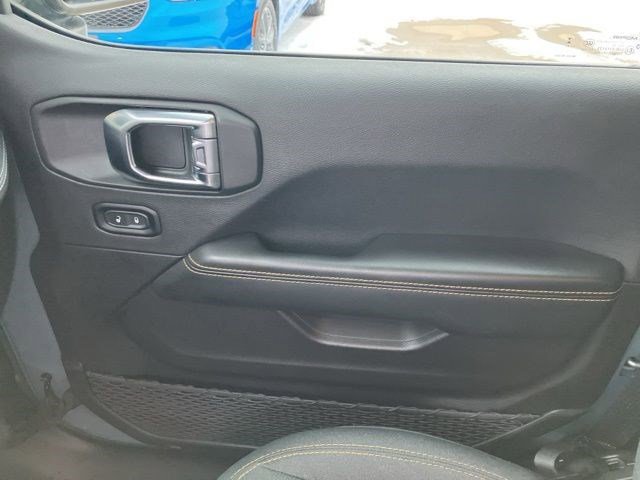 Certified 2025 Jeep Wrangler Sahara w/ Safety Group image 22