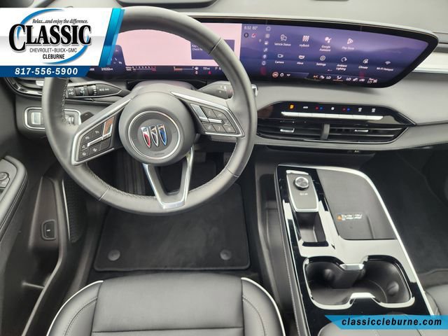 Used 2025 Buick Enclave Preferred FWD image 3