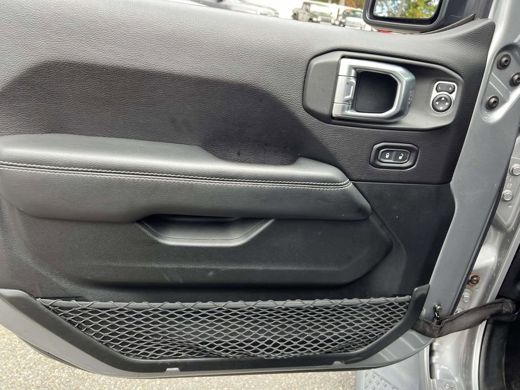 Certified 2020 Jeep Gladiator Overland image 21