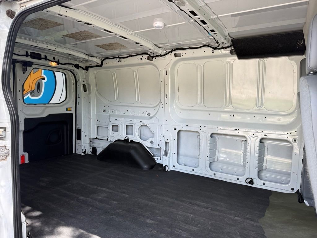 Used 2015 Ford Transit 150 130 Low Roof RWD image 17