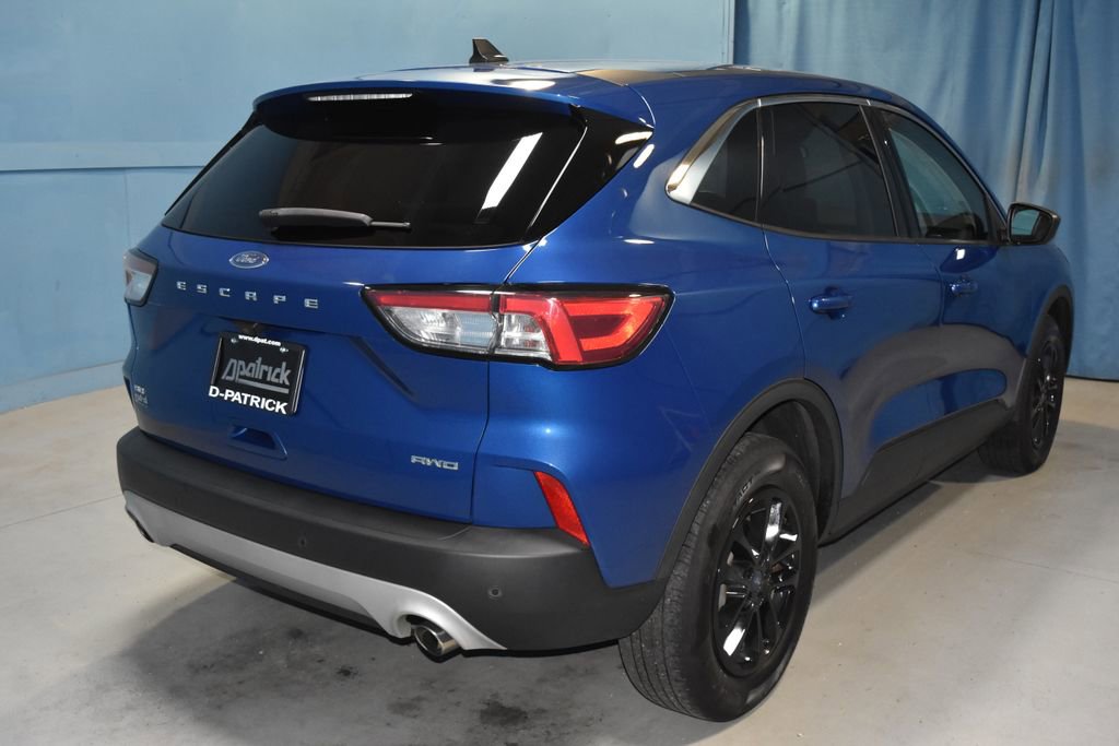 Used 2022 Ford Escape SE image 28