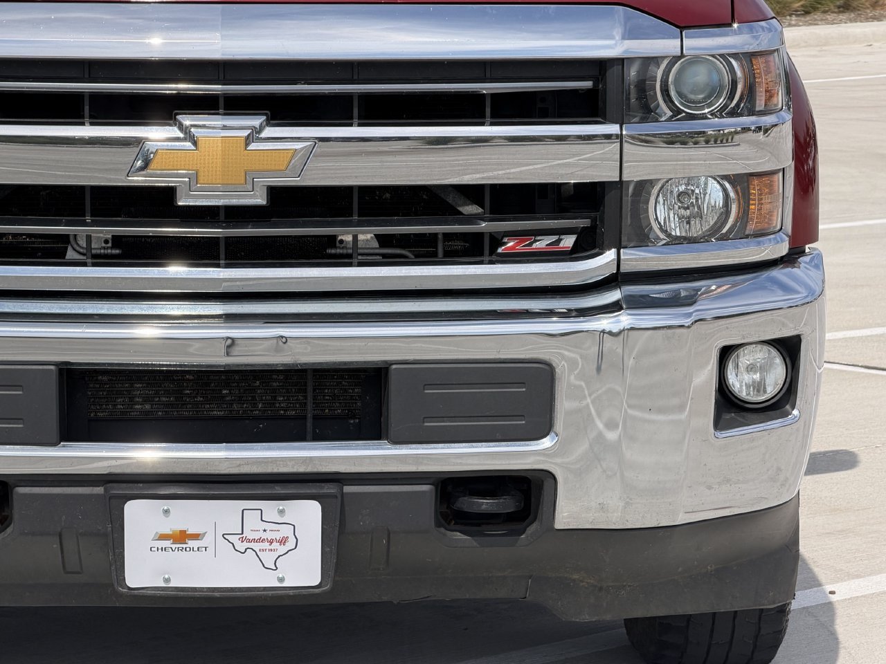 Used 2019 Chevrolet Silverado 2500 LT w/ Texas Edition AWD/4WD image 8
