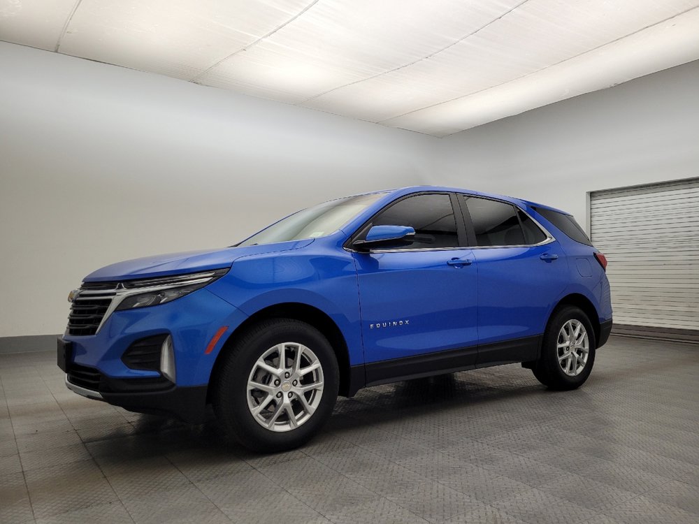 Used 2024 Chevrolet Equinox LT image 2