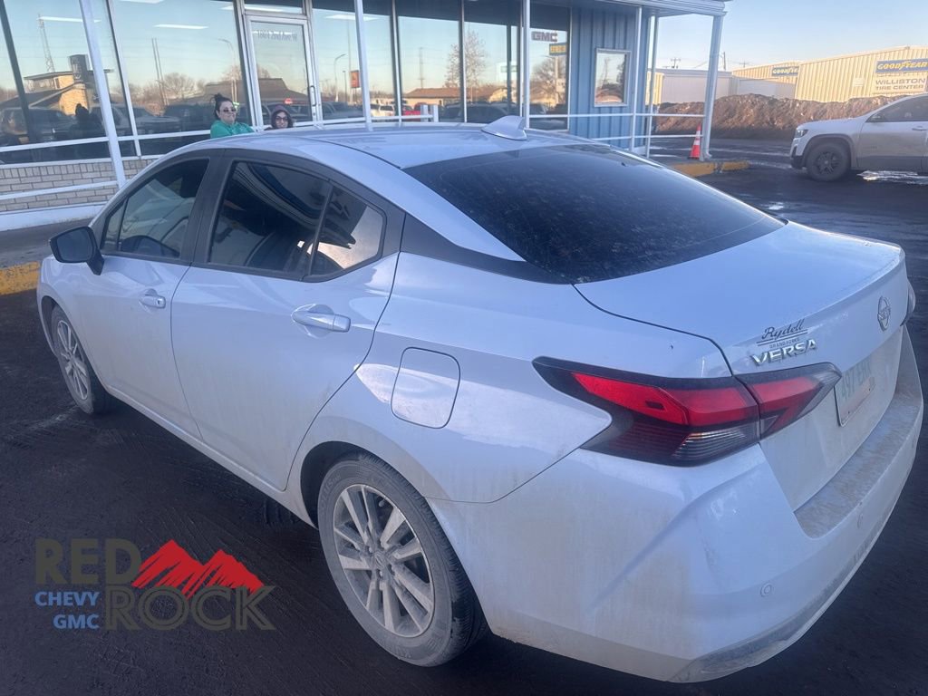 Used 2024 Nissan Versa SV image 7