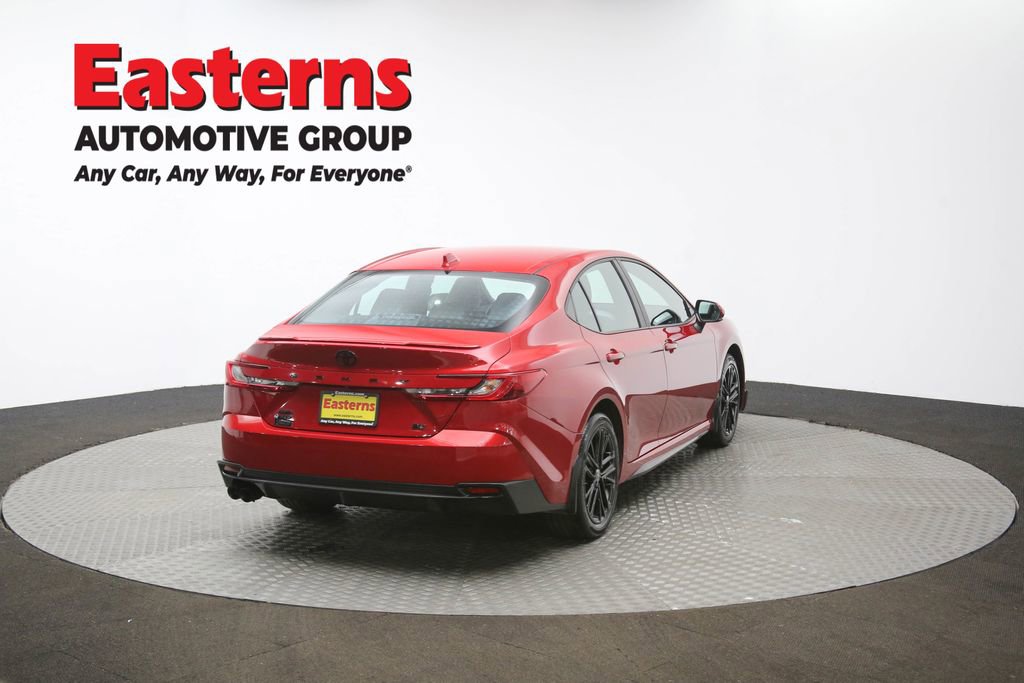 Used 2025 Toyota Camry SE w/ Convenience Package image 65