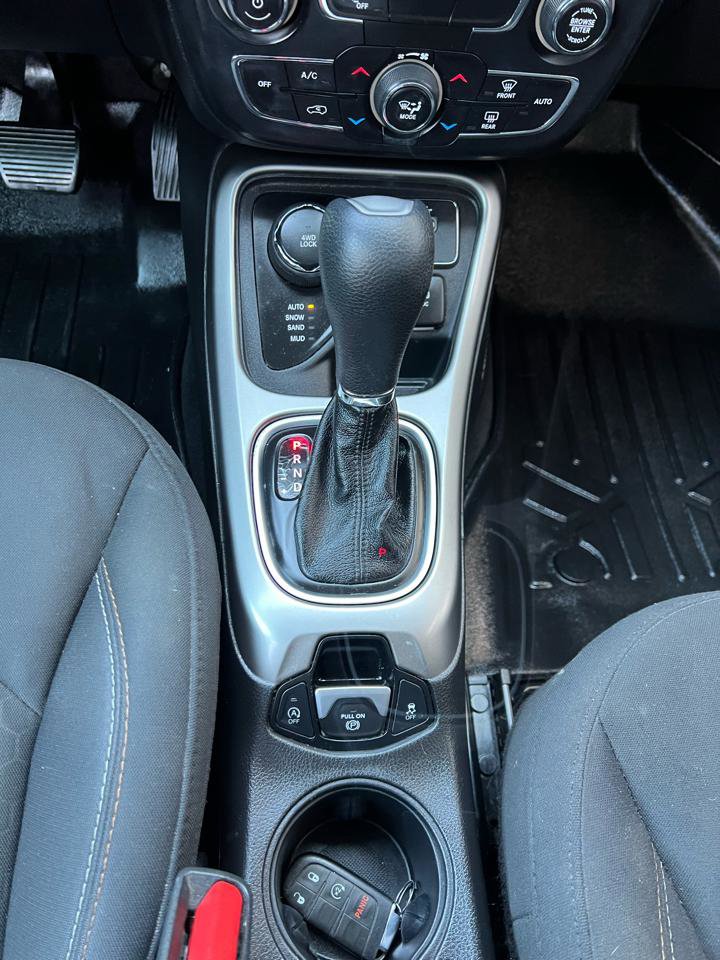 Used 2018 Jeep Compass Sport w/ Tech Group image 15