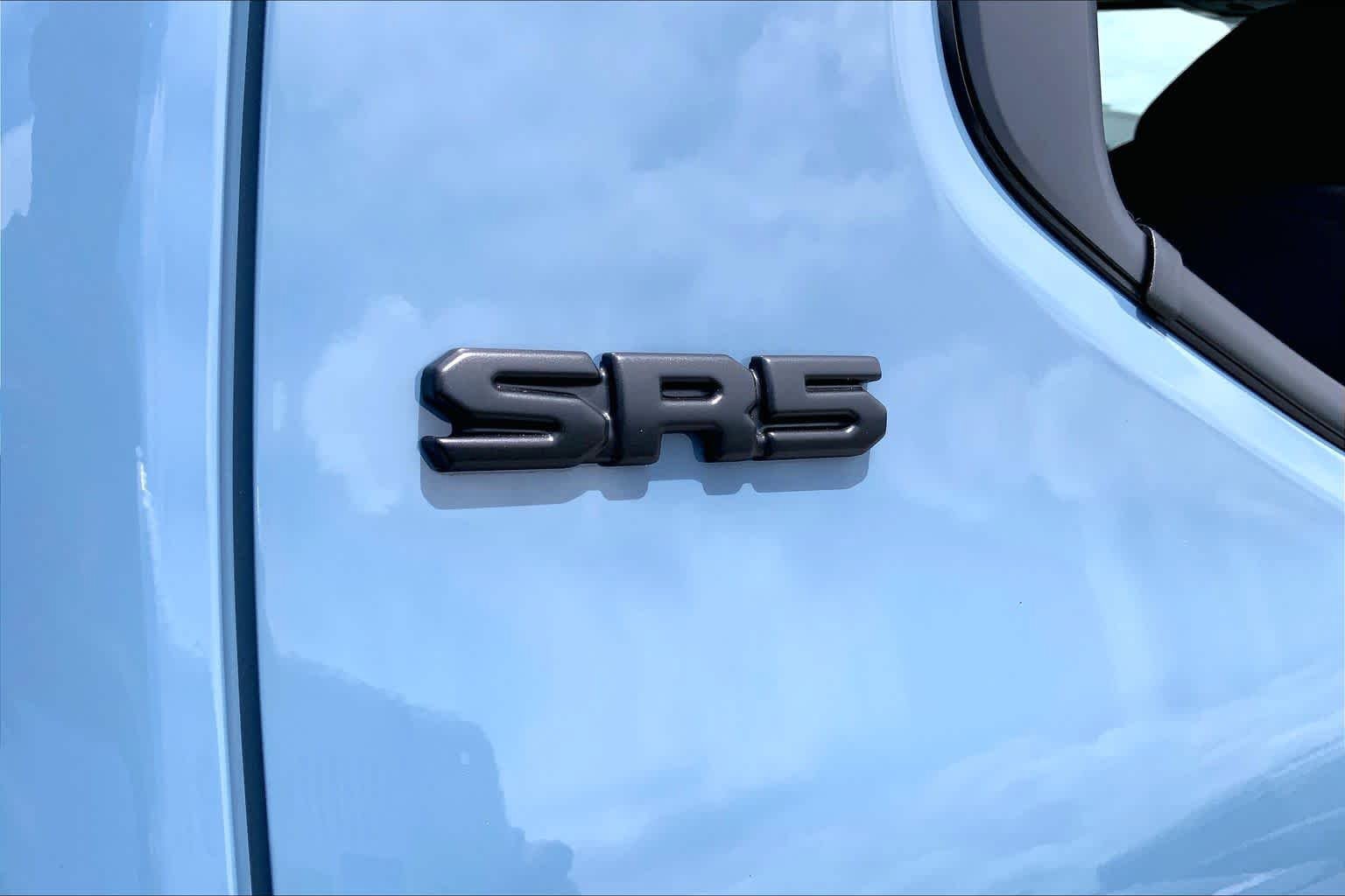 Used 2026 Toyota Tacoma SR5 AWD/4WD image 10
