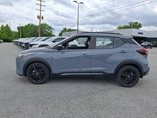 Used 2023 Nissan Kicks SR w/ SR Premium Package FWD image 5