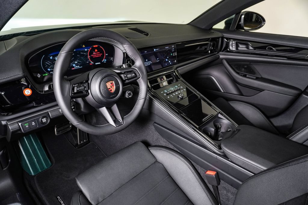 New 2026 Porsche Panamera 4 AWD/4WD image 4
