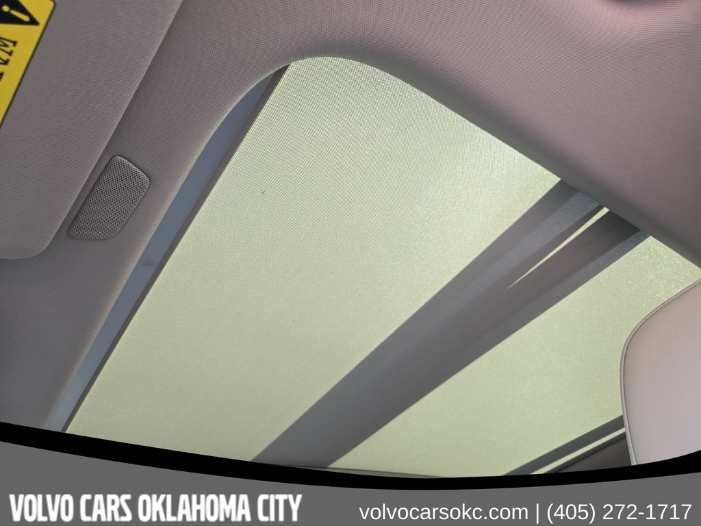 Certified 2023 Volvo XC90 B6 Ultimate w/ Protection Package Premier AWD/4WD image 27