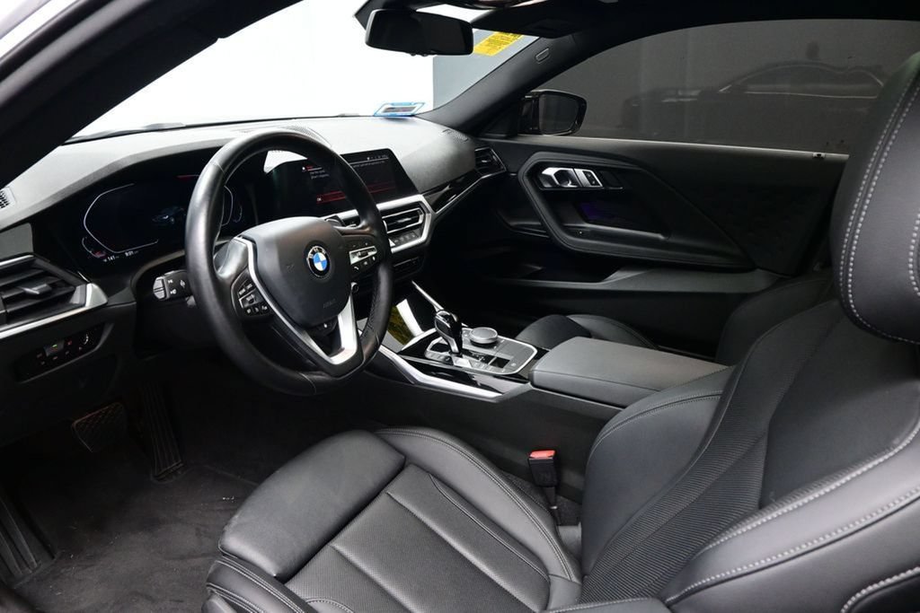 Used 2022 BMW 230i Coupe w/ Convenience Package RWD image 11