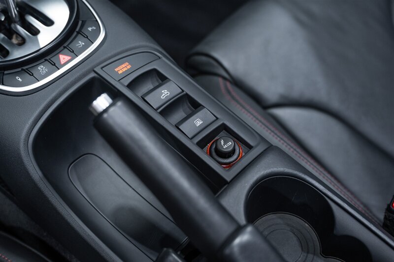 Used 2012 Audi R8 V10 AWD/4WD image 49