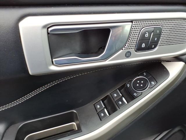 Certified 2022 Ford Explorer Limited w/ Equipment Group 301A image 22