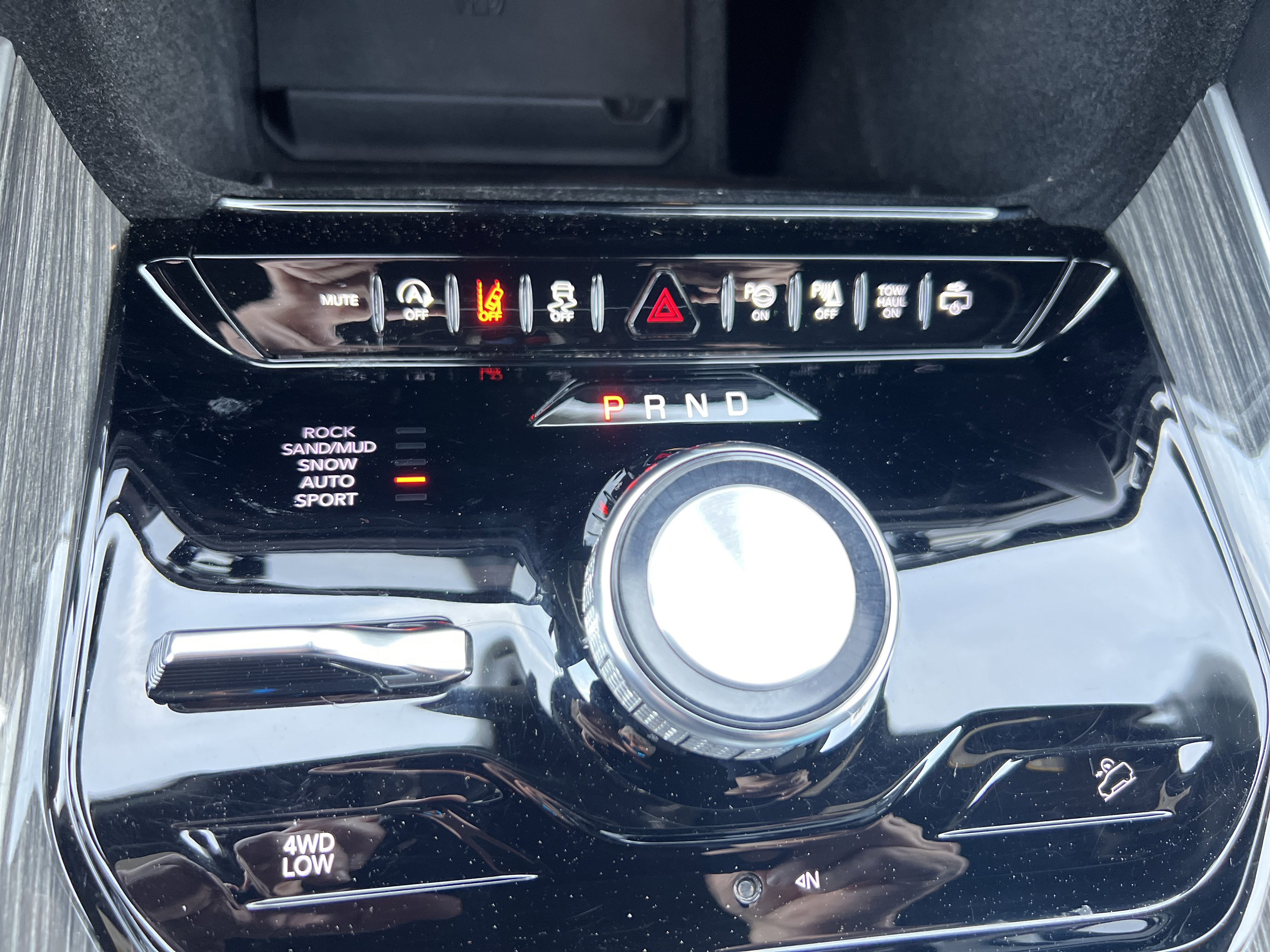 Used 2022 Jeep Wagoneer Series III w/ Convenience Group I image 29