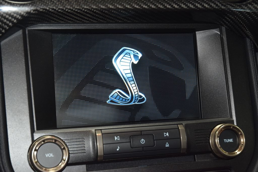 Used 2021 Ford Mustang Shelby GT500 w/ Technology Package RWD image 34